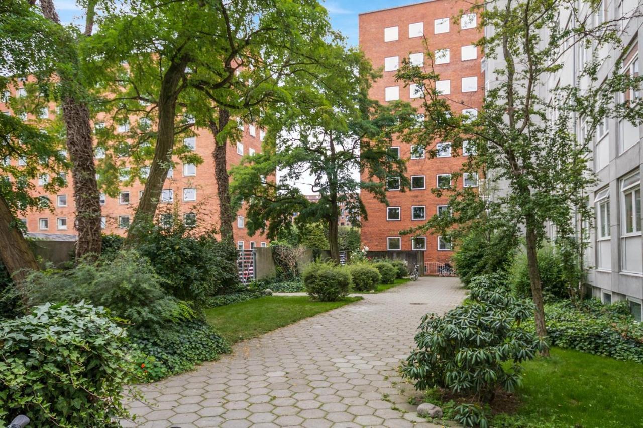Sølvgade 13 * København